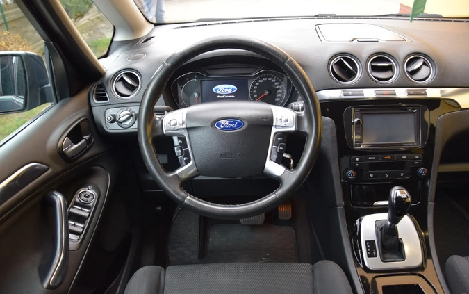 Ford S-Max cena 29900 przebieg: 280000, rok produkcji 2011 z Sieradz małe 407
